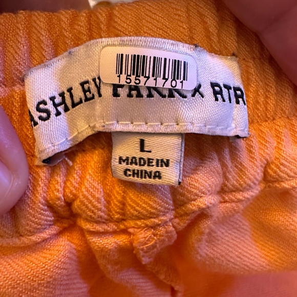 RTR Ashley Park Orange Tailored Shorts - Picture 8 of 8